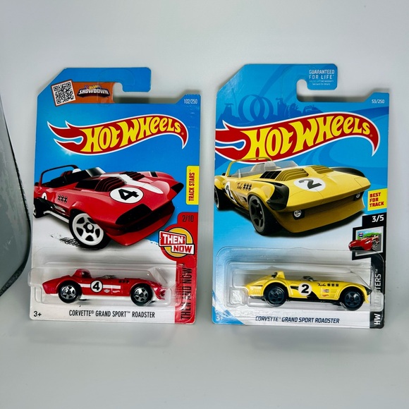 Hot Wheels Corvette Lot of 2x - Corvette Grand Sport Roadster Red & Yellow 2015